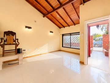 VENTA CASA 3 AMB GALERIA PATIO FRANCISCO ALVAREZ
