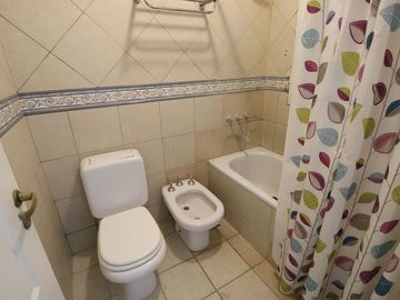 CASA EN VENTA LOS LAGARTOS COUNTRY CLUB, PILAR.