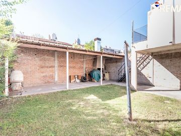 VIVIENDA MULTIFAMILIAR CIUD. EVITA 3 DEPARTAMENTOS