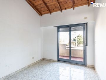 VIVIENDA MULTIFAMILIAR CIUD. EVITA 3 DEPARTAMENTOS