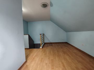 VENTA AMPLIA CASA EN CONDOMINIO MAIPU