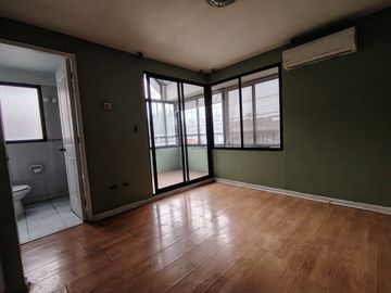 VENTA AMPLIA CASA EN CONDOMINIO MAIPU