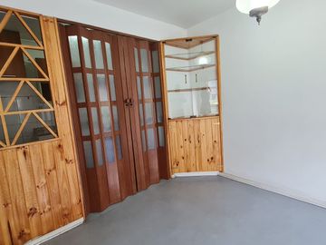 ARRIENDO LUMINOSO DEPARTAMENTO EN TRANQUILO CONDOMINIO