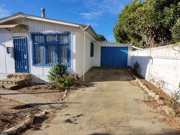 VENTA CASA 4HAB 3BA EL QUISCO