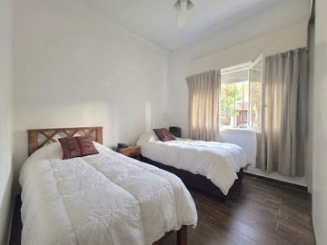 PH EN VENTA BECCAR PB 3 AMB CON PATIO Y PARRILLA