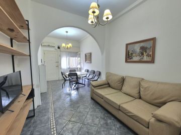 PH EN VENTA BECCAR PB 3 AMB CON PATIO Y PARRILLA