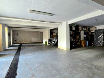 Venta Triplex 5 Amb. Jardín, y Garage OLIVOS