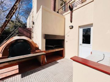 VENTA CASA PILAR 5 AMBIENTES PERMUTA