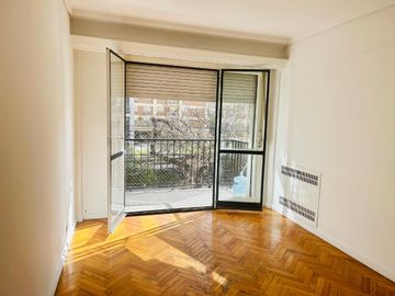 Venta Dpto Caballito 3 amb dep frente luz y aire