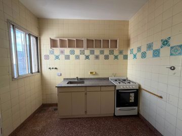 ALQUILER DE DEPARTAMENTO 2 AMBIENTES EN QUILMES