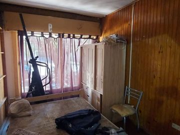 VENTA CASA AL FRENTE, 3 DORMITORIOS, COCHERA