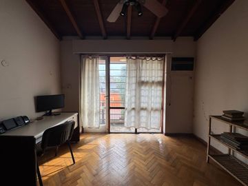 VENTA CASA 4 AMBIENTES JARDIN JACUZZI ITUZAINGO