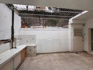 PH 2 amb en venta Caballito Ref a Nuevo con patio