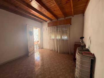 TERRENO VENTA GONZALEZ CATAN CON  CASA REFACCIONAR
