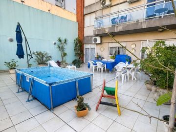 VENTA 3 AMBIENTES CON AMPLIO PATIO TERRAZA PROPIO