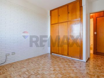 VENTA . EXCELENTE DEPARTAMENTO 3 AMB . FLORES
