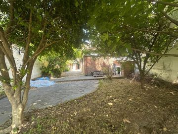 VENTA CASA PARQUE GARAGE Y QUINCHO