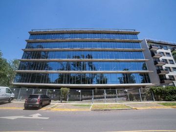 OFICINAS 450 m2 PLANTA LIBRE en OLIVO, 8 cocheras