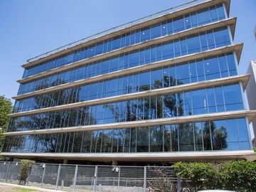 OFICINAS 470 m2 PLANTA LIBRE en OLIVO, 8 cocheras