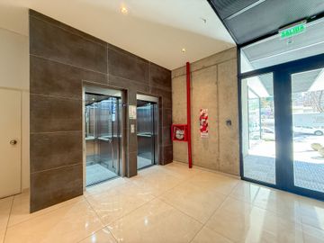 VENTA DEPARTAMENTO 2 DORMITORIOS  EDIFICIO EBRO