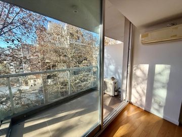Un ambiente al frente c/balcon 31 metros Recoleta
