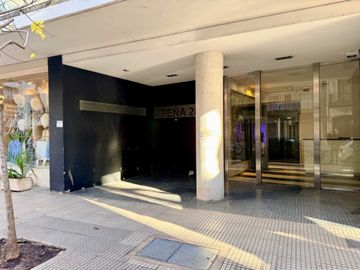 Un ambiente al frente c/balcon 31 metros Recoleta