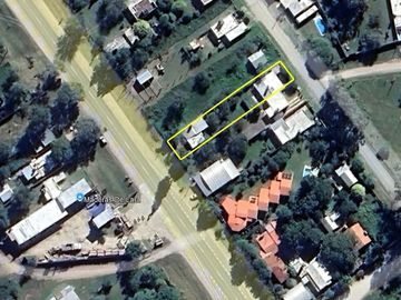 VENTA 2 CASAS SOBRE CAMINO FALDA DEL CARMEN