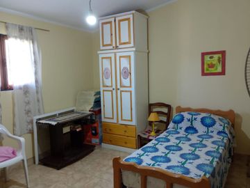 VENTA 2 CASAS SOBRE CAMINO FALDA DEL CARMEN