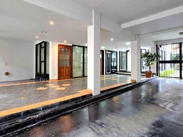 VENTA 3 AMBIENTES EN LA CALABRIA SAN ISIDRO