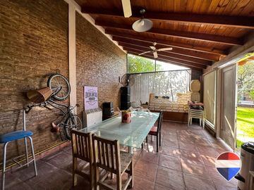 CASA EN VENTA 5 AMBIENTES EN EZEIZA