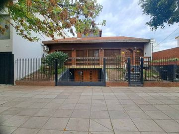 VENTA TERRENO, VILLA DEVOTO, ZONA RESIDENCIAL