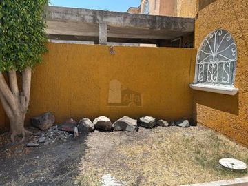 Casa sola en renta en Los Candiles, Corregidora, Querétaro