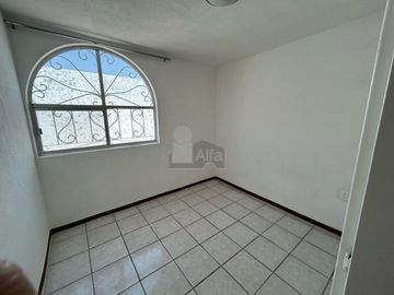 Casa sola en renta en Los Candiles, Corregidora, Querétaro