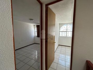 Casa sola en renta en Los Candiles, Corregidora, Querétaro