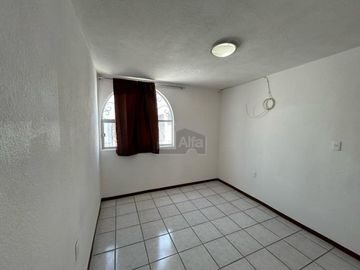Casa sola en renta en Los Candiles, Corregidora, Querétaro