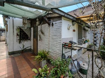 VENTA CASA 3 AMB C/ PILETA APTO CREDITO L HERMOSA
