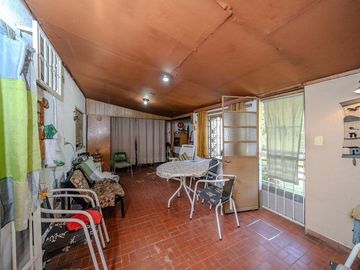 VENTA CASA 3 AMB C/ PILETA APTO CREDITO L HERMOSA