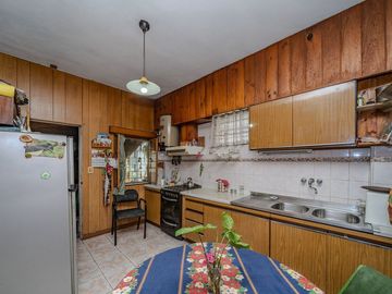 VENTA CASA 3 AMB C/ PILETA APTO CREDITO L HERMOSA
