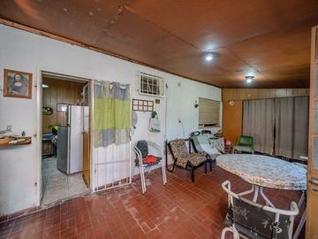 VENTA CASA 3 AMB C/ PILETA APTO CREDITO L HERMOSA
