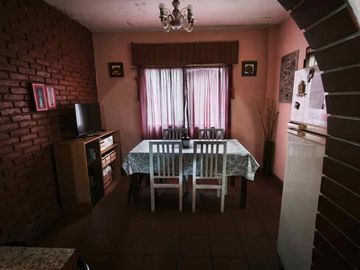 VENTA CASA 3AMB+CASA  2AMB CIUDAD EVITA MULTIFAM.