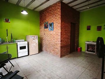 VENTA CASA 3AMB+CASA  2AMB CIUDAD EVITA MULTIFAM.