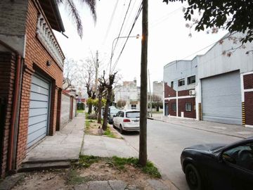 VENTA CASA 3AMB+CASA  2AMB CIUDAD EVITA MULTIFAM.