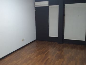 Alquilo Local ideal para  centro de estetica