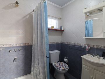 VENTA casa 5 amb con pileta en Altos de Podesta