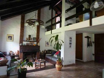 VENTA CASA 5 AMB  PILETA MANUEL ALBERTI PILAR