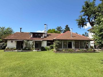 VENTA CASA 5 AMB  PILETA MANUEL ALBERTI PILAR