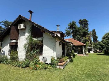 VENTA CASA 5 AMB  PILETA MANUEL ALBERTI PILAR