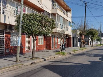 Alquiler Depto. 2 Ambientes Ciudadela con patio