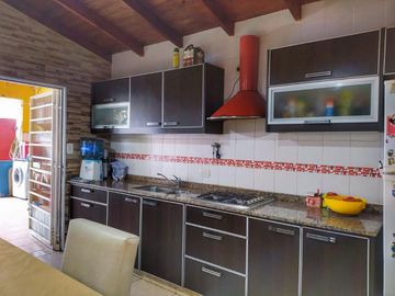 CASA 8,66x35 c/FDO QUINCHO/PILETA
