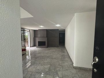 CASA / VENTA / LOMAS DE LA HACIENDA